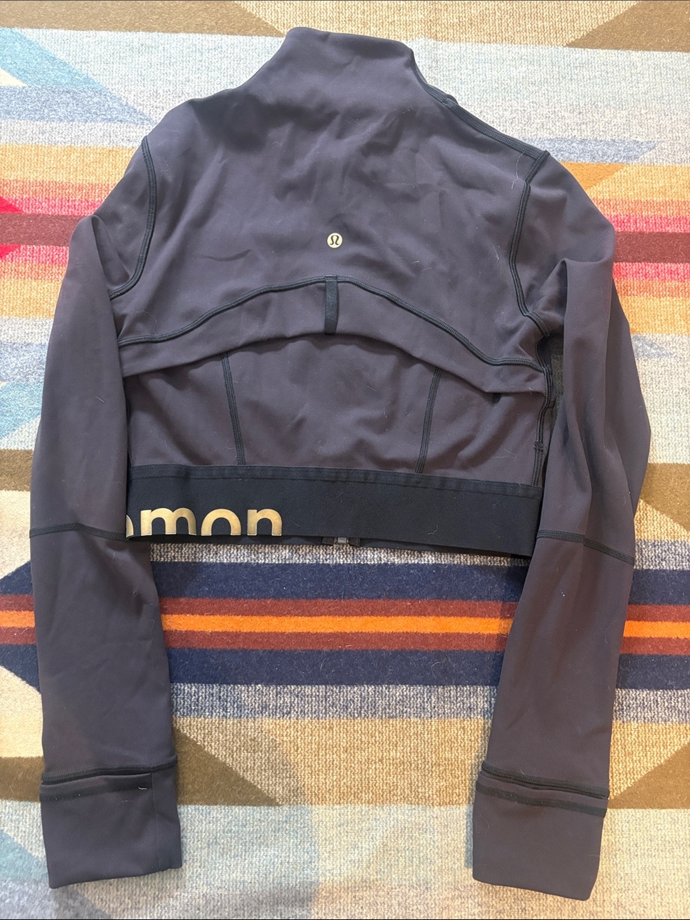 lululemon Define Cropped Jacket Black/Gold Everlux Size S - Picture 5 of 10